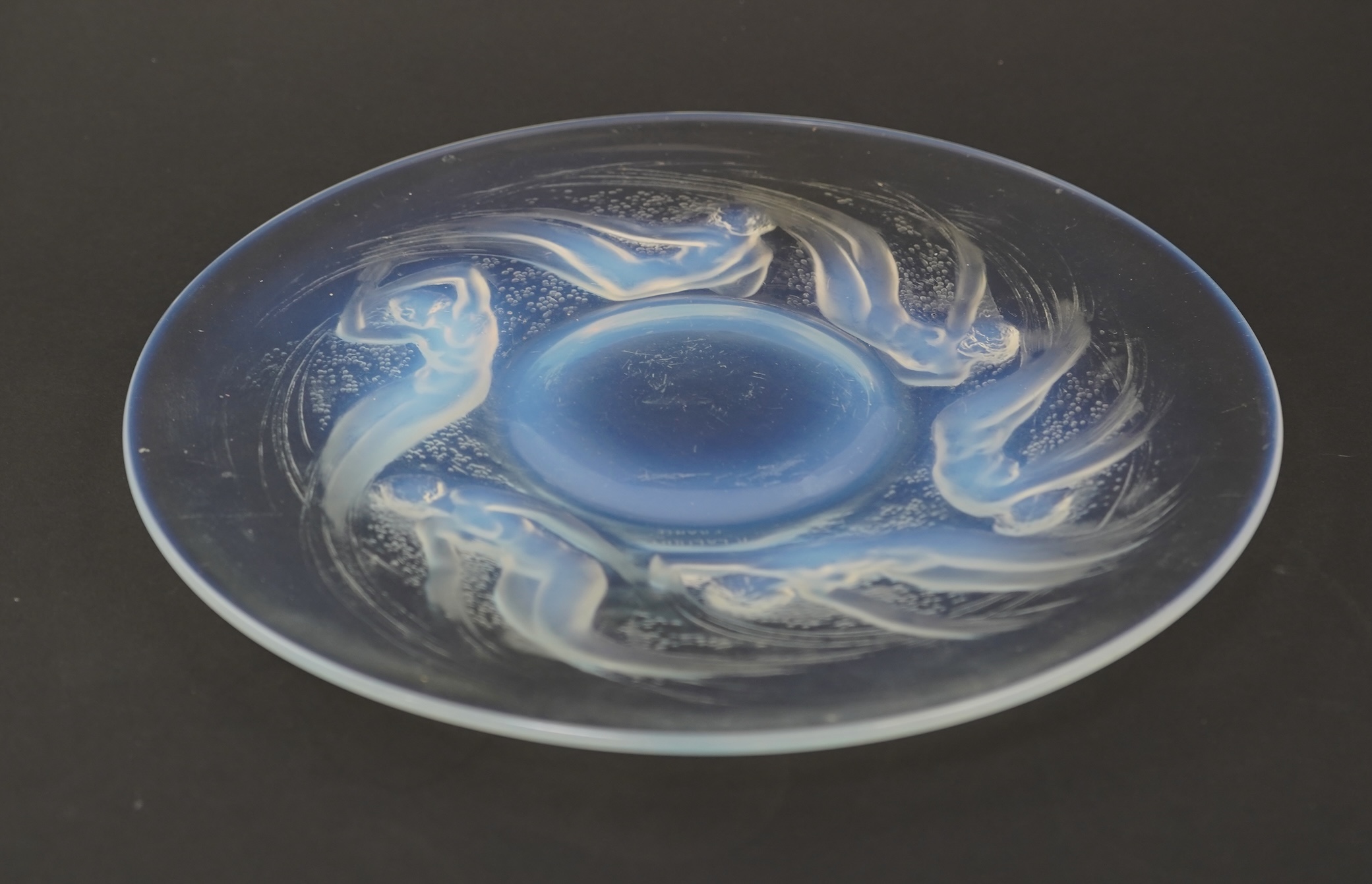 René Lalique: An 'Ondines' opalescent glass dish